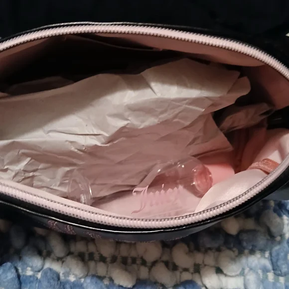 Juicy Couture Black Cosmetic Bag with Pink Details - Picture 8 of 10